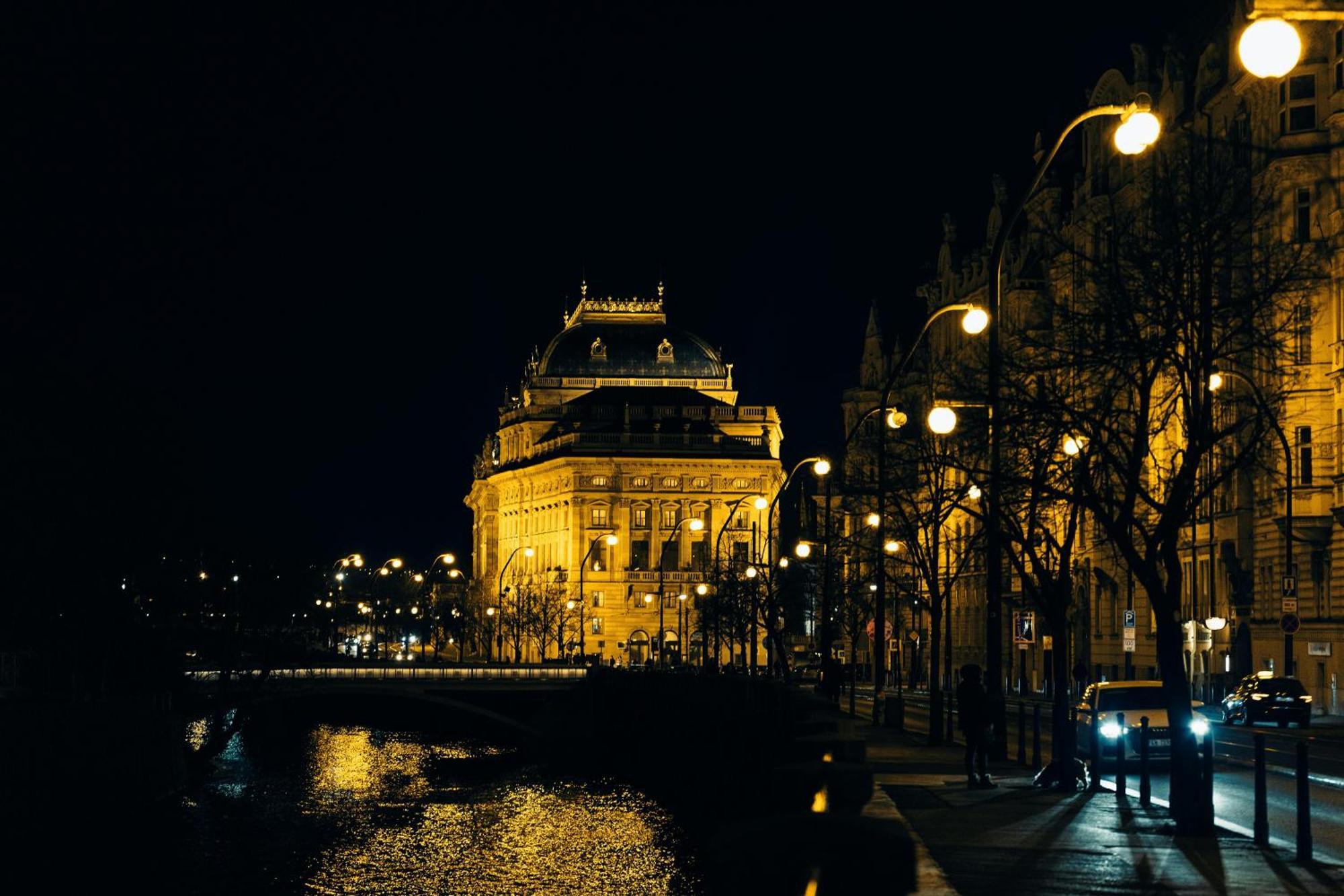 Helen Homestay Vysehrad Praga Esterno foto